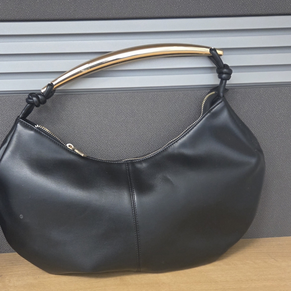 Elegant Black Leather Hobo Bag